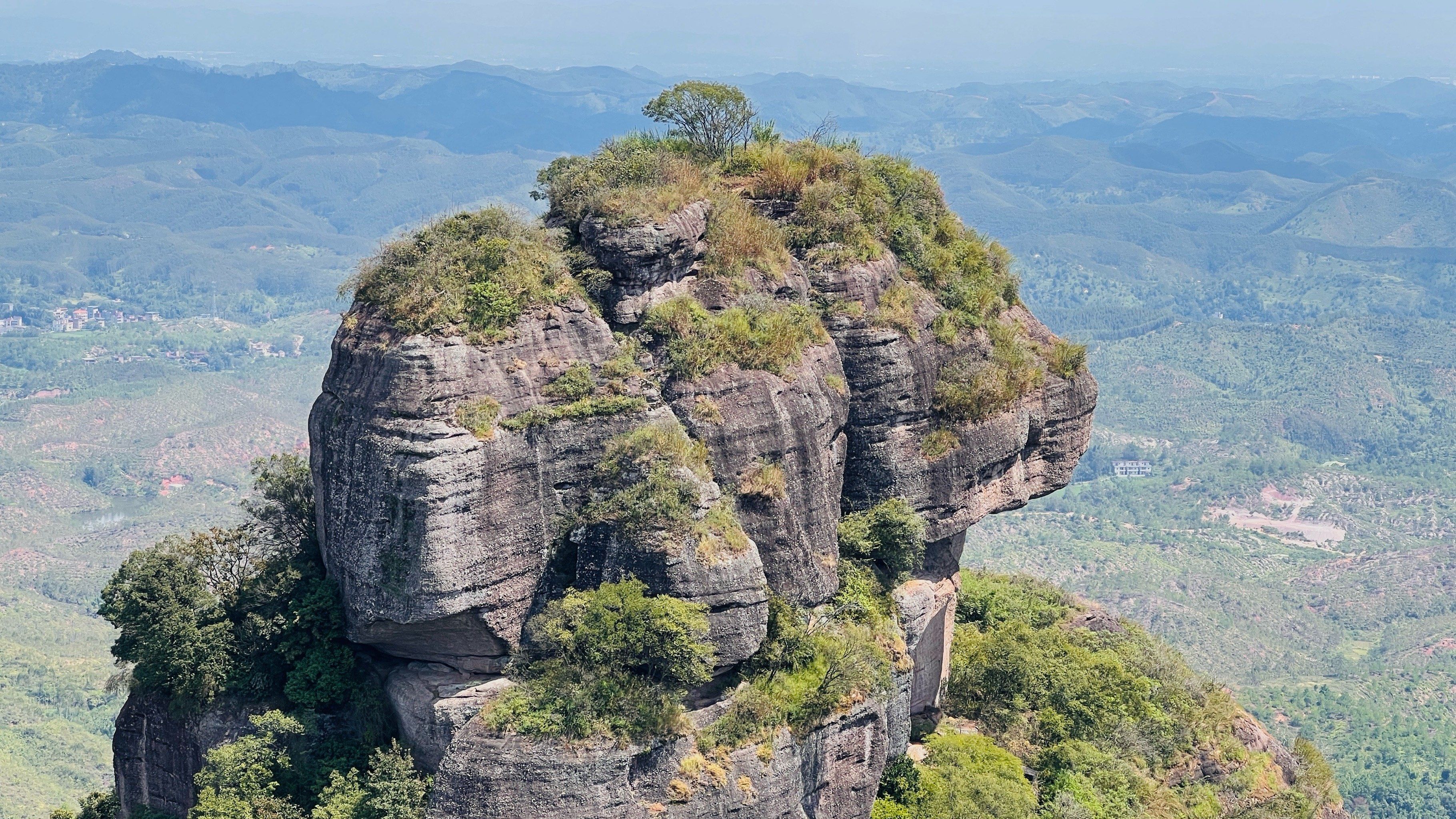 丹霞地貌小众秘镜～河源龙川霍山风景区欢迎您