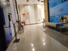 -柏乐口腔医院·舒适化无痛种植牙中心(东盟商务区院)