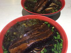 -小龙大肉面馆