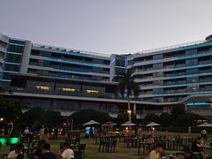 -JW万豪厨房餐厅·滨海草坪烧烤·海鲜·海景(三亚绿发山海天JW万豪酒店)