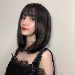 -时尚殿堂明星门店