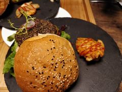 黑胡椒汉堡-HIGH FIVE哈福手工汉堡(桂林路店)