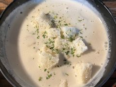 奶油蘑菇汤-MI WU FACTORY米屋美食工厂餐厅(绿地店)