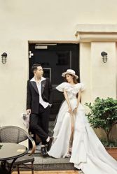 -雪中彩影婚纱摄影·微光艺术中心