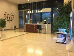 -瑞尔齿科(颐堤港诊所)