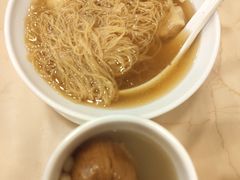 鲜虾云吞面-盛记粥面(佐敦店)