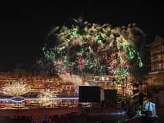 -雪山彩虹谷景区