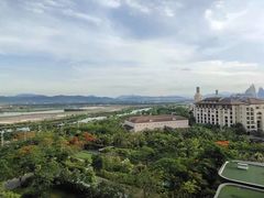 -瑰丽酒店·海吧·天际下午茶·现场DJ·天台酒吧