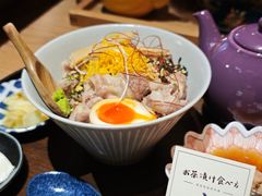 -啢啢茶寮(芳华横街店)