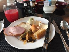 -圣丰索菲特·2 On 988 Café 自助餐厅