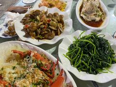 -范饭椰林川湘味海鲜·椰子鸡(三亚湾椰梦长廊店)