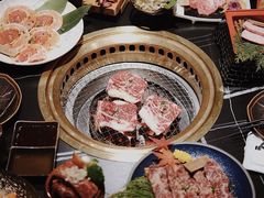 -山川小町·极番烧肉(新地假日广场店)