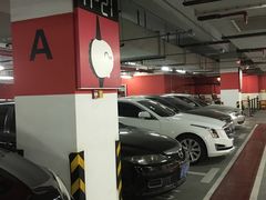 -久光百货-地下停车场