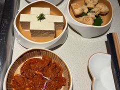 -海底捞火锅鲜切牛肉主题店(长寿路店)