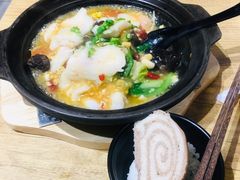 -极有家小鱼小鸡石锅煲(佳兆业店)