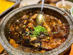 砂锅蝶鱼头-新海渔港·胶东海鲜家常菜·家宴(奥体中心店)
