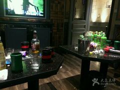 -环球梦主题KTV(曲阳生活购物中心店)