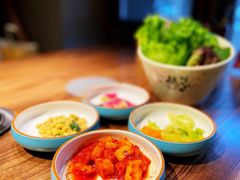 -明洞阿姨·韩式酱蟹烤肉·创意料理(三元桥店)