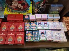 -钟书阁(松江泰晤士小镇店)