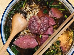 -镇南锅盖面馆(解放路店)