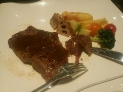 -绿茵阁(体育西分店)