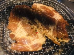调味雪花牛排肉-韩聚屋韩国烤肉餐厅(新北万达店)