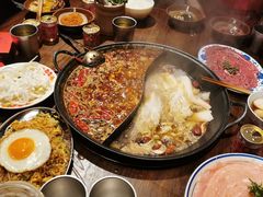 -萍姐火锅·公路夜市(武汉首店)