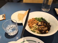 -一坐一忘云南菜(嘉里中心店)