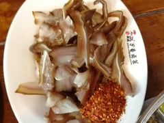 卤猪耳朵-老鼎万春卤菜(五代传承创始老店)