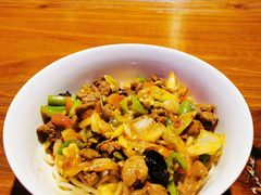过油肉拌面-疆勇新疆菜