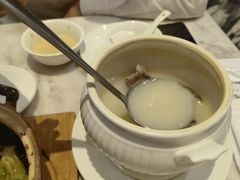 -香港百合居(LCM置汇旭辉广场店)
