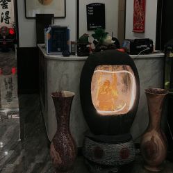 -凌氏生发养发馆