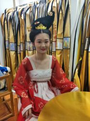 -盘子女人坊古装写真摄影(厦门总店)