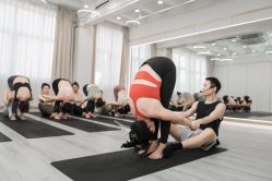 -亚太瑜伽普拉提学院