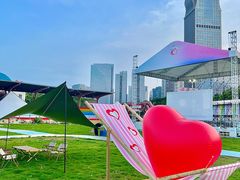 -巨鹏飞梦幻海岸