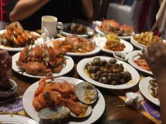 -四海一家自助餐(益田假日广场店)