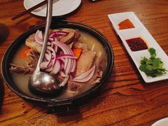 -阿里家·新疆烤肉酒場 by MIG