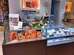 -VENCHI 闻绮(北京国贸商城店)