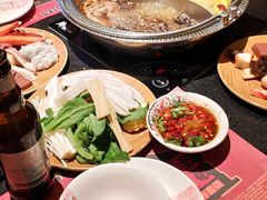 -牛New寿喜烧(虹桥新天地店)