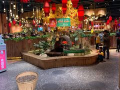 大堂-老滇山寨•云南特色菜•地方菜•民族风情歌舞表演(金碧店)