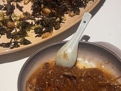 -八府香鸭·啫啫煲(华山路店)