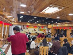 -屯老二农家铁锅炖·行业领军者(梅江店)