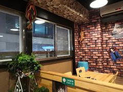 用餐区-源味屋韩式火锅&炸鸡(鼎城当代商城店)