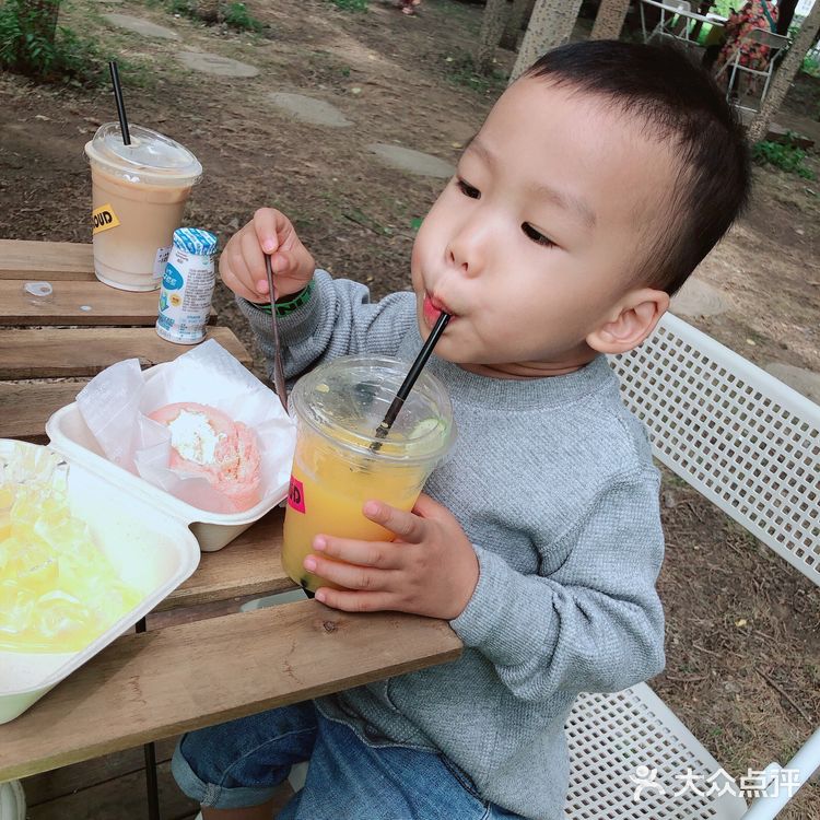 网红打卡地值得去吗之卷云牧场