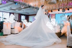 -喜喜婚纱HAPPINESS STUDIO奢定馆(海淀体验馆)