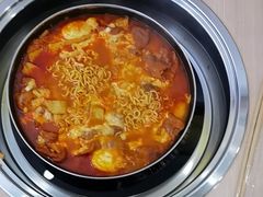 -三清洞摩西韩式年糕火锅(威高广场店)