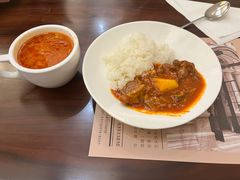 红烩牛肉饭送罗宋汤-东海咖啡馆