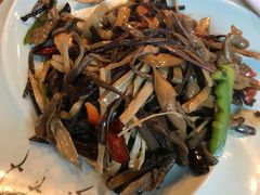 -小厨子私房菜·云南美食店