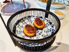 一口鲍鱼酥-三号黄浦会Canton Table