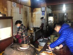 自助取餐区-张醪糟